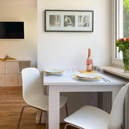 Gemuetliches Mit Terrasse In Ruhiger Lage * Кемптен